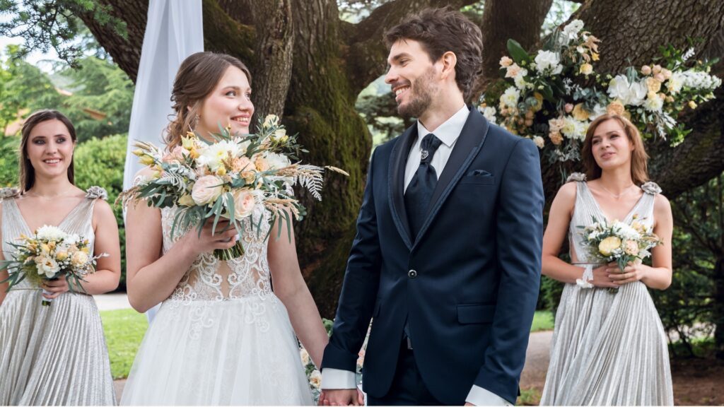 para młoda w plenerze